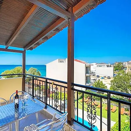 فندق Konstantinos 2 3*